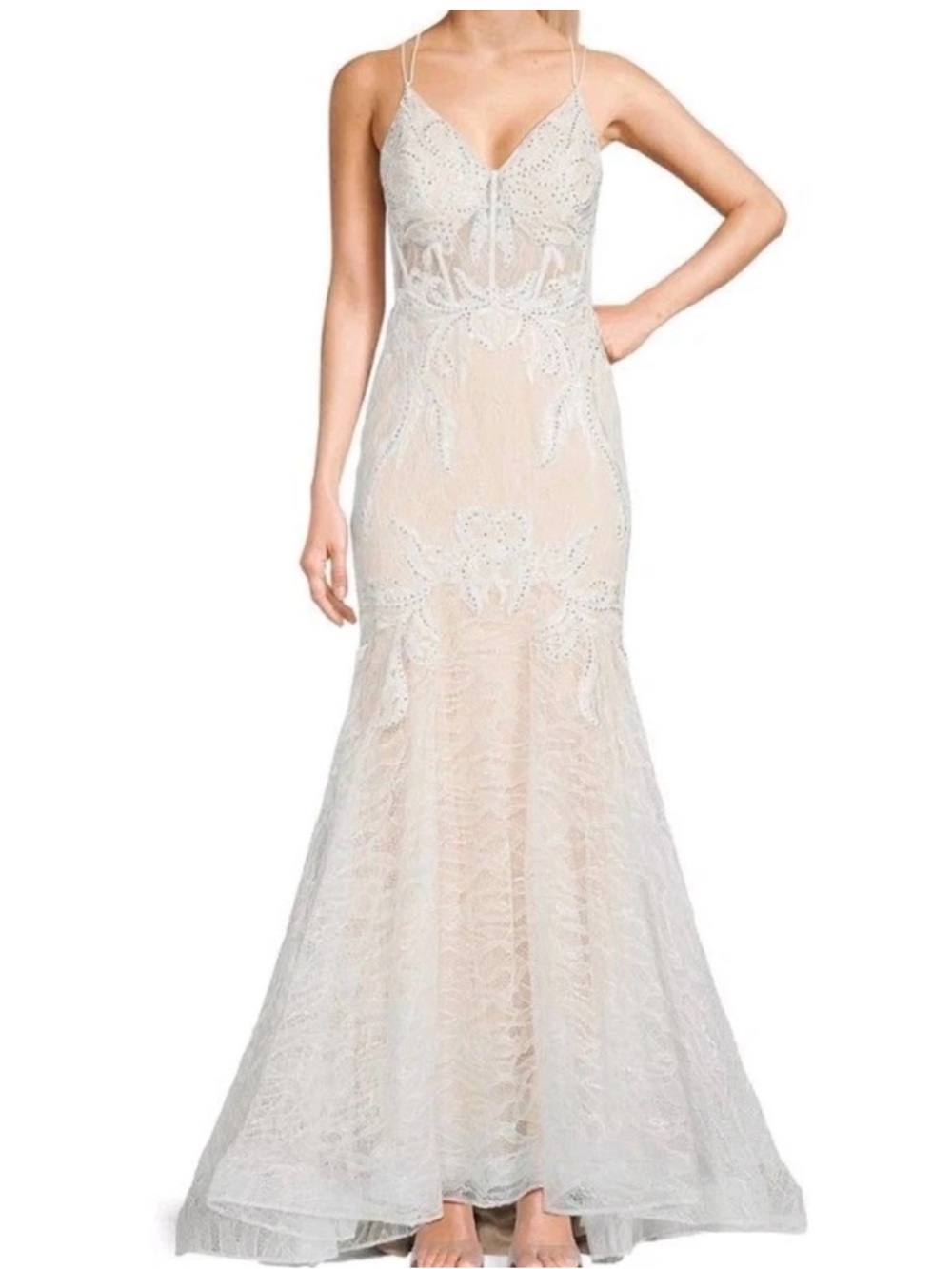 Gianni Bini White Embroidered Lace Mermaid Gown V-Neck Lace-Up Back NWT Size 1